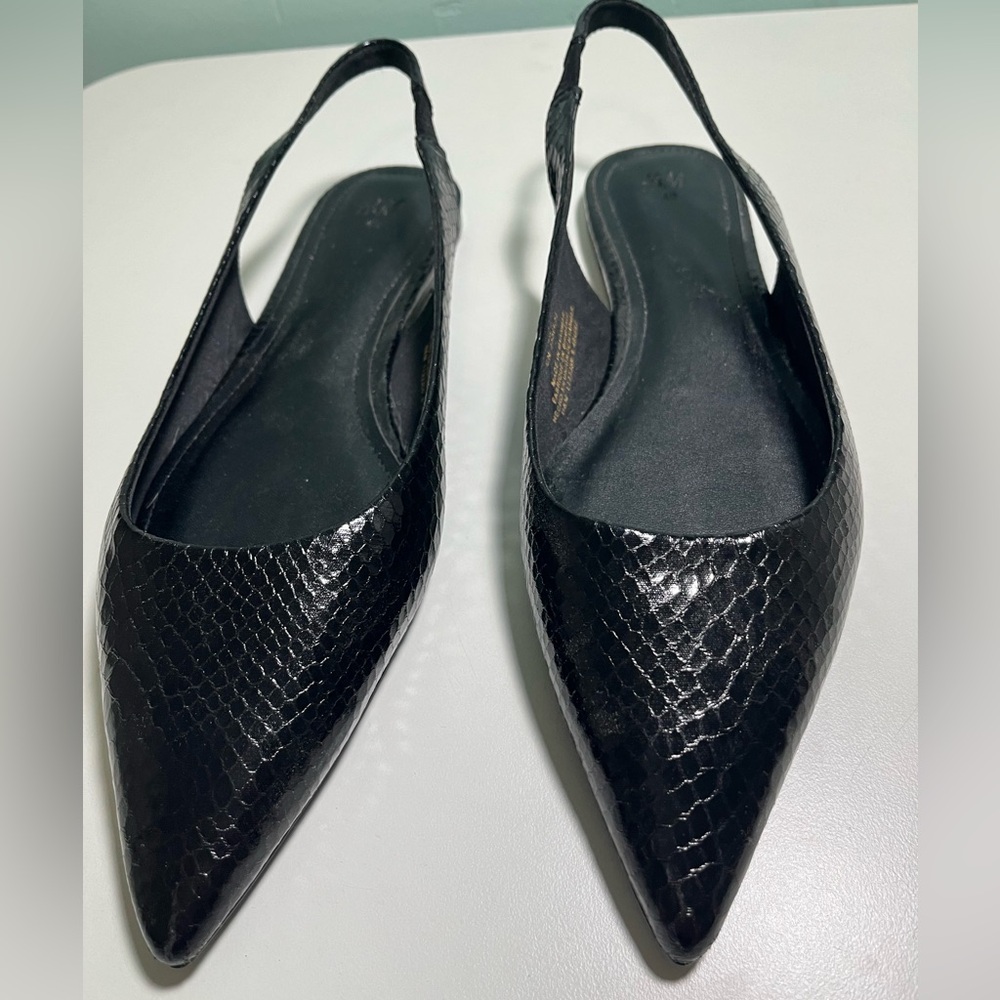 Womens H&M sling back flats in snake pattern